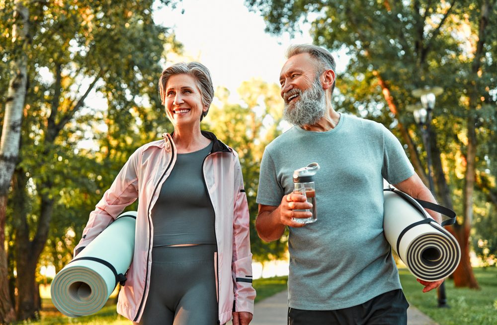 Two elderly people who use exersise and a healthy lifestyle to prevent getting arthritis